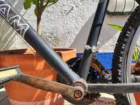Bicicleta de cidade ou BTT