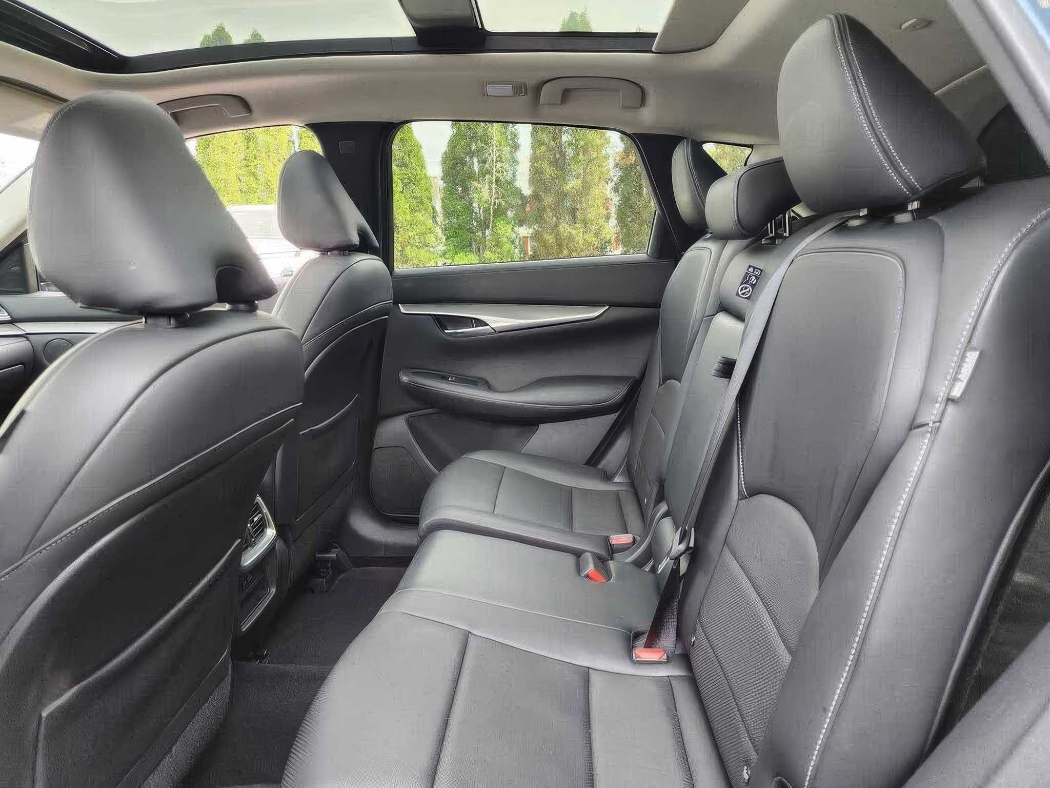 2022 INFINITI QX50 Essential