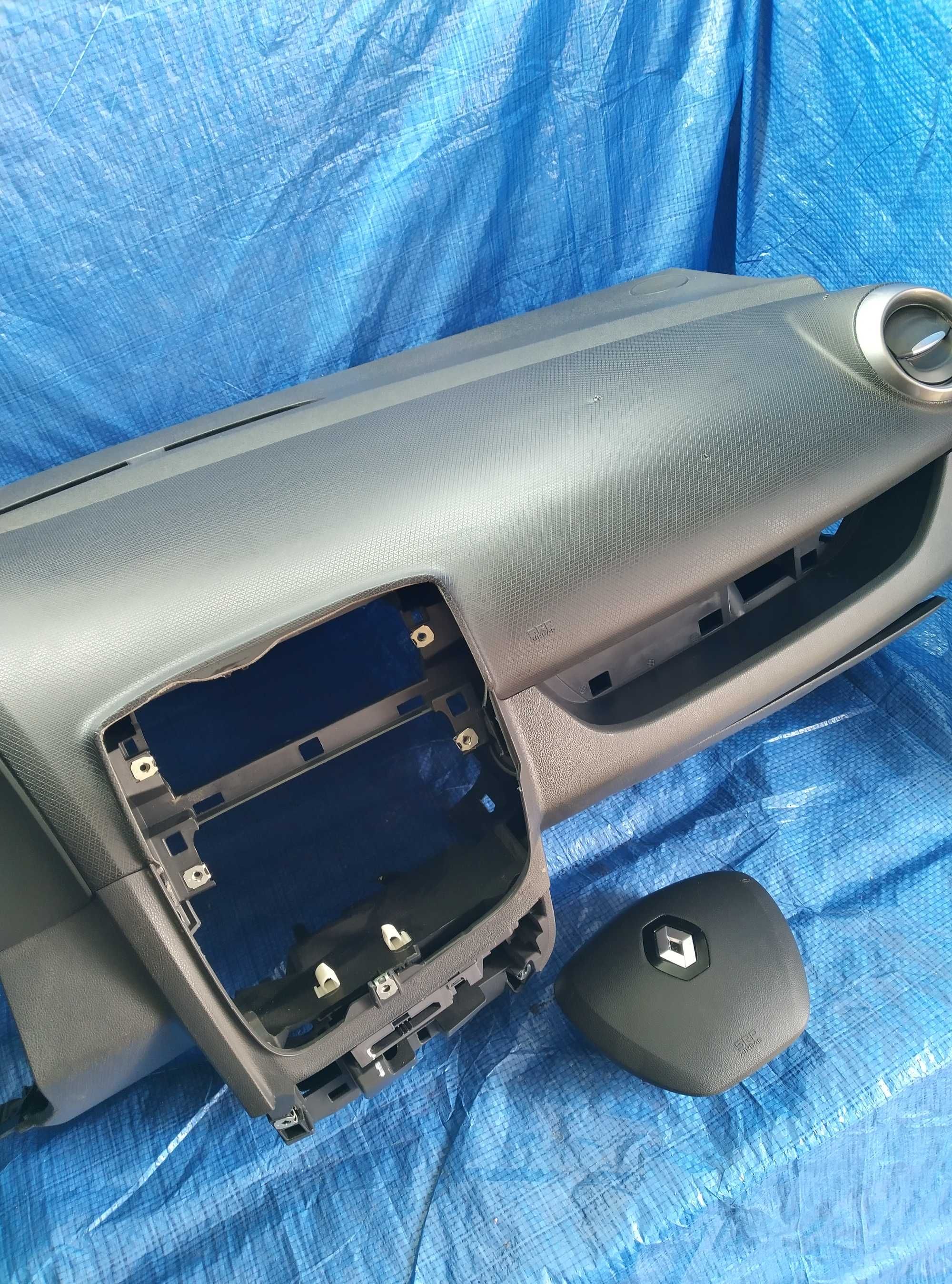 Renault Clio IV LIFT deska kokpit 2X AIR BAG 682.005.112.R
