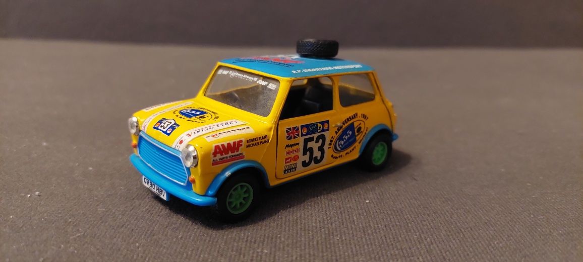 Austin Mini 1/36 CORGI