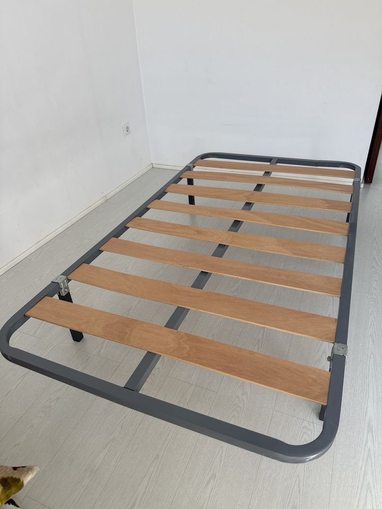 Cama de solteiro