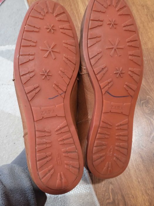 Продам чоловчі шкіряні мокасини бренду Zara