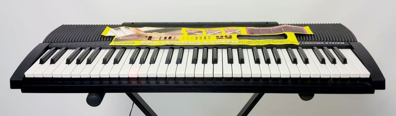 Keyboard Casio z podświetlanymi klawiszami