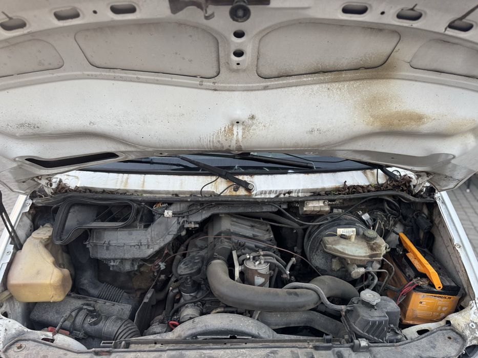 Mercedes Benz Sprinter 8+1