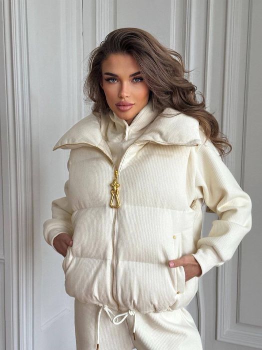 Костюм жіночий білий , трійка , теплий