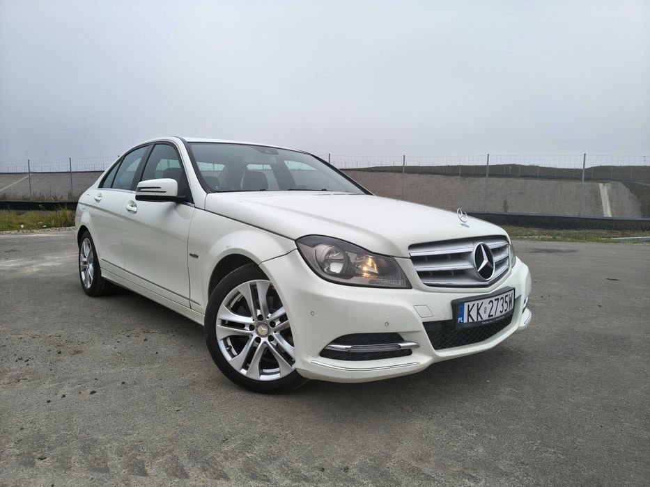 Mercedes W204, 1,8 Turbo CGI. BlueEFFICIENCY.