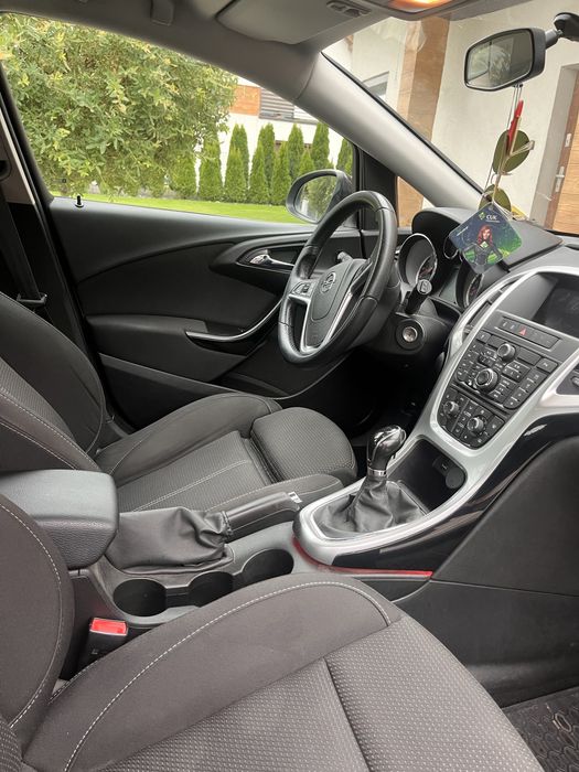 Sprzedam opla astrę z LPG