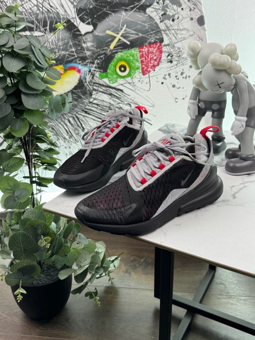 Кросівки Nike Air Max 270 42 розмір Е6716