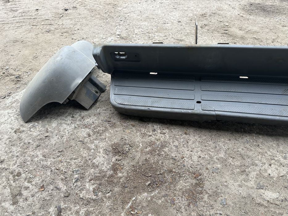 Задня сходинка/бампер mercedes sprinter W903 95-06г.в.