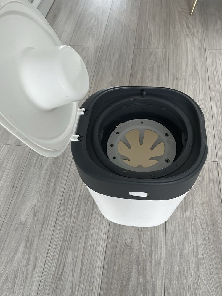 Kosz na pieluchy Tommee Tippee Twist and Click