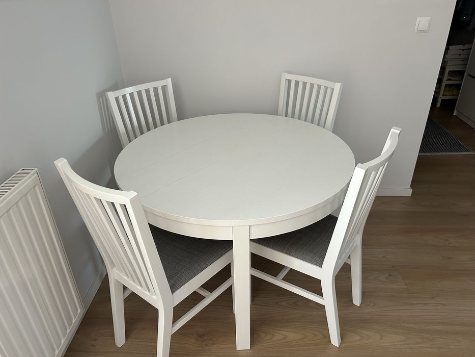Stół okrągły rozkladany + 4 krzesła Ikea