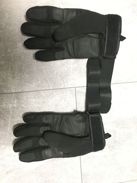 Перчатки тактические
