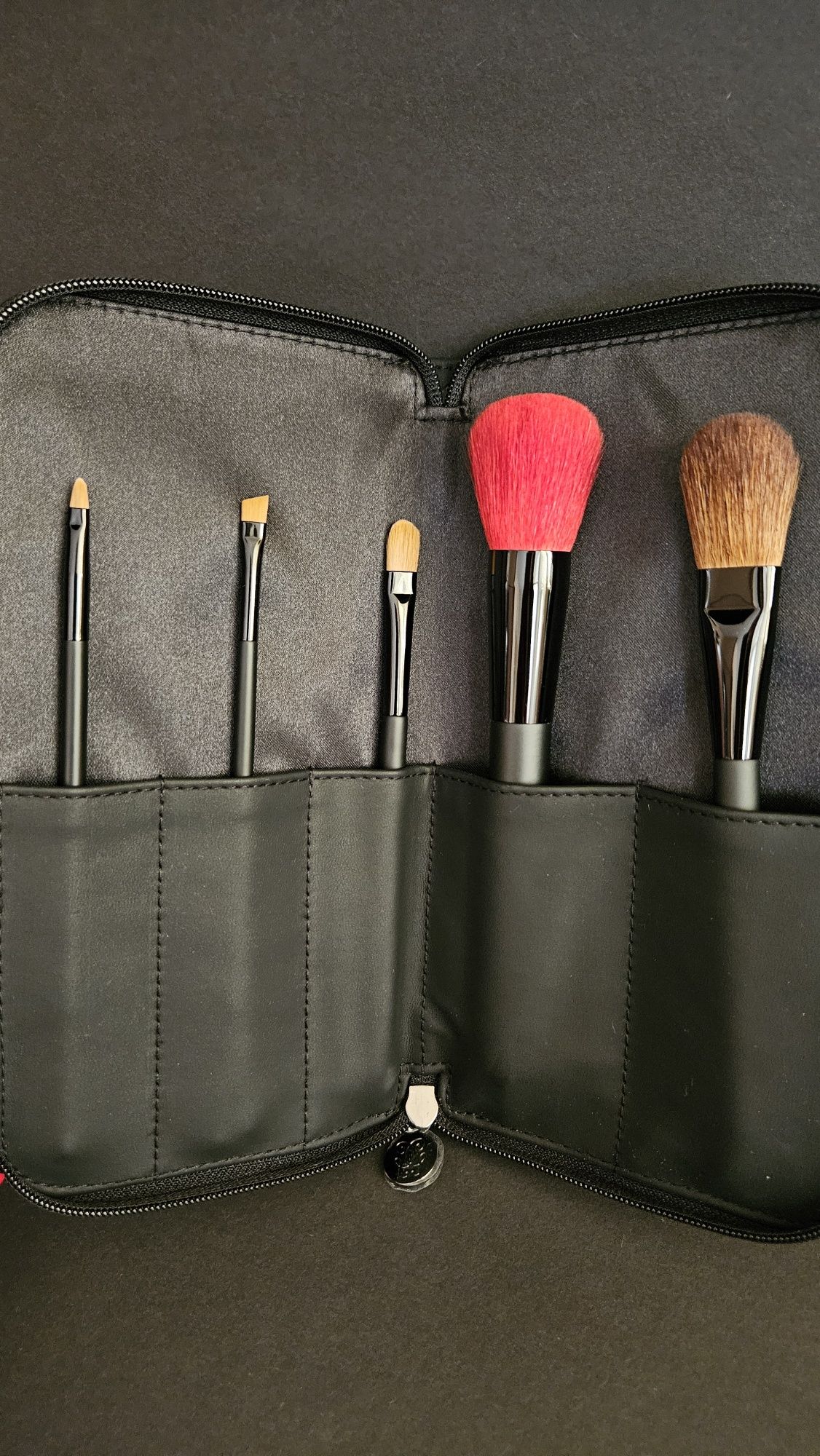 Кисти для макияжа Guerlain