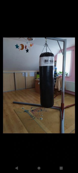 Worek bokserski Bushido i metalowy stojak