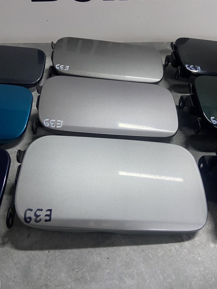 Лючок Бензобаку БМВ Е39 Silbet Blau Black Schwartz Gruen