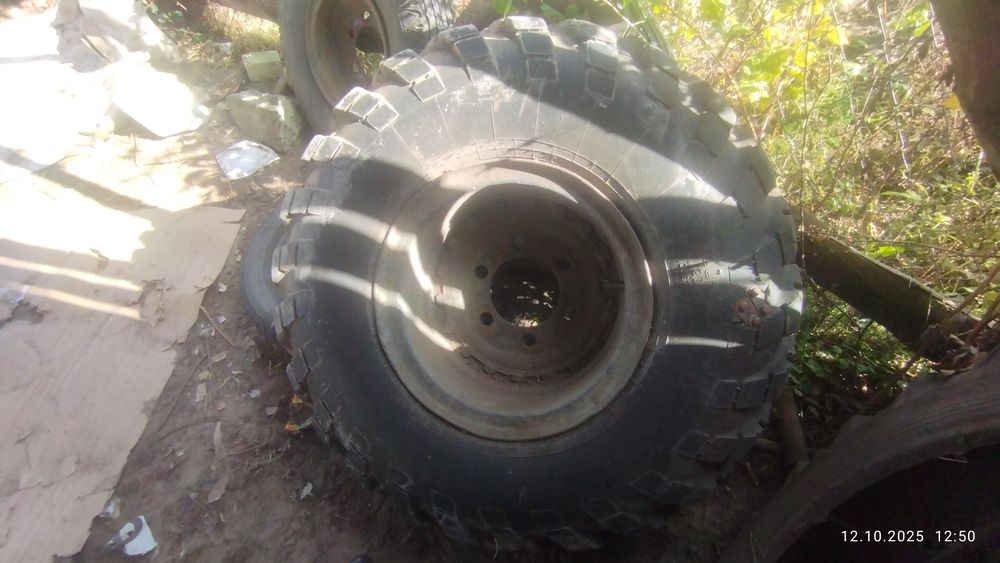 Зил 157 , ГАЗ 66колесо в зборі