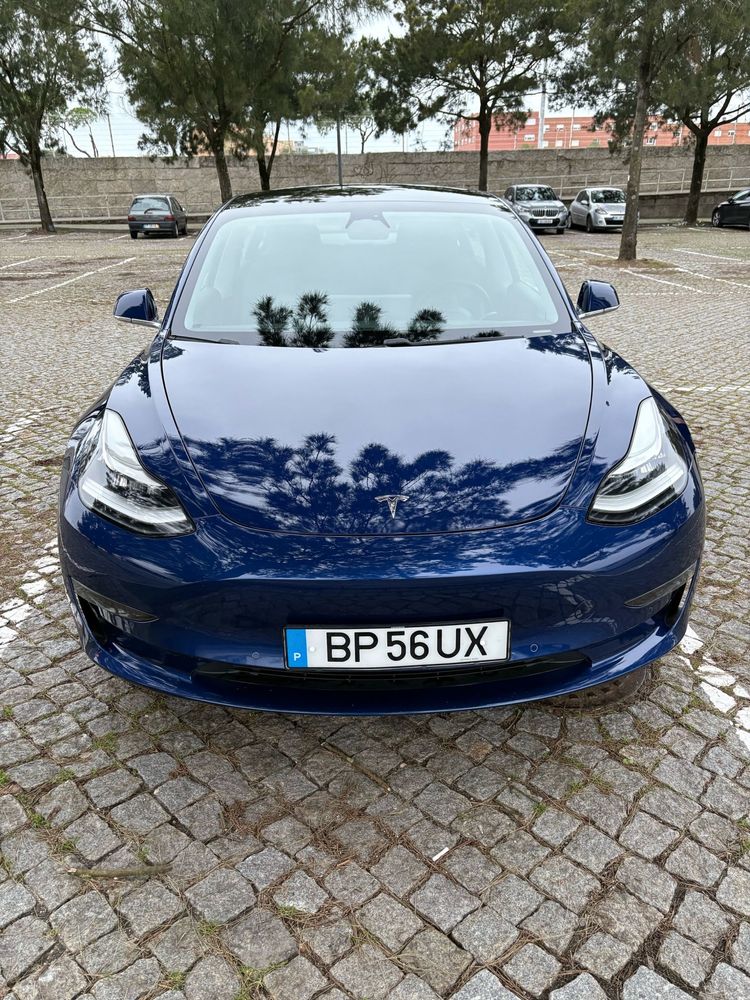 Tesla Model 3 Performance