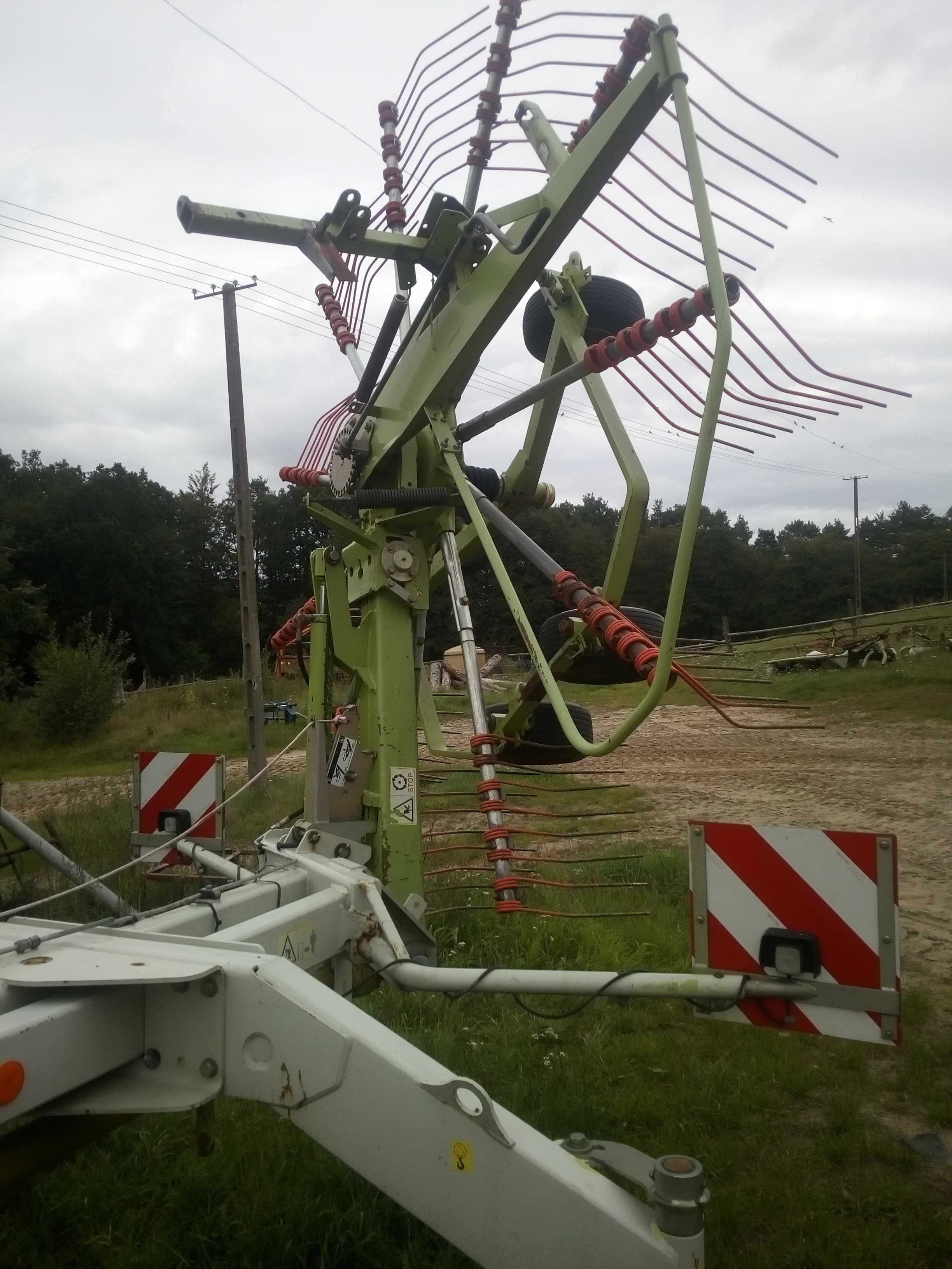 zgrabiarka claas liner 1550/1250 profil przegrabiarka class
