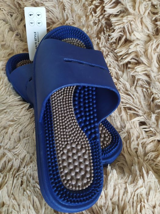 Массажные тапочки,сланцы