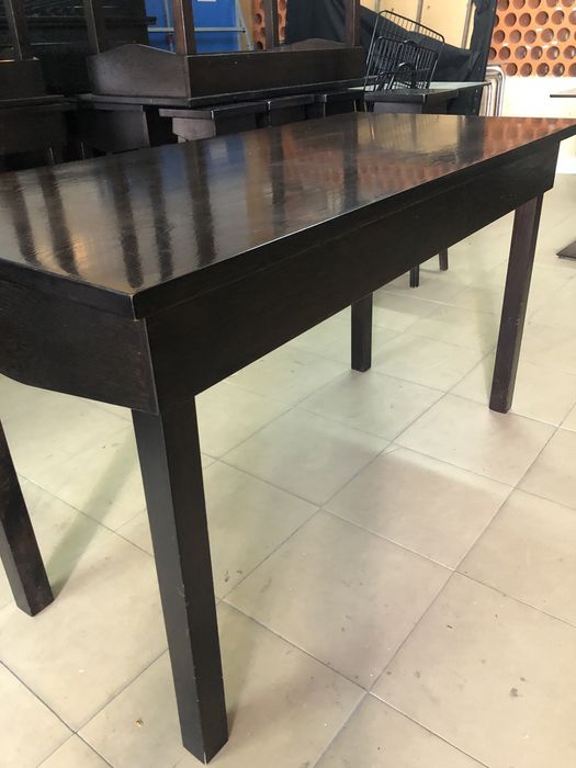 Mesa em Carvalho Puro