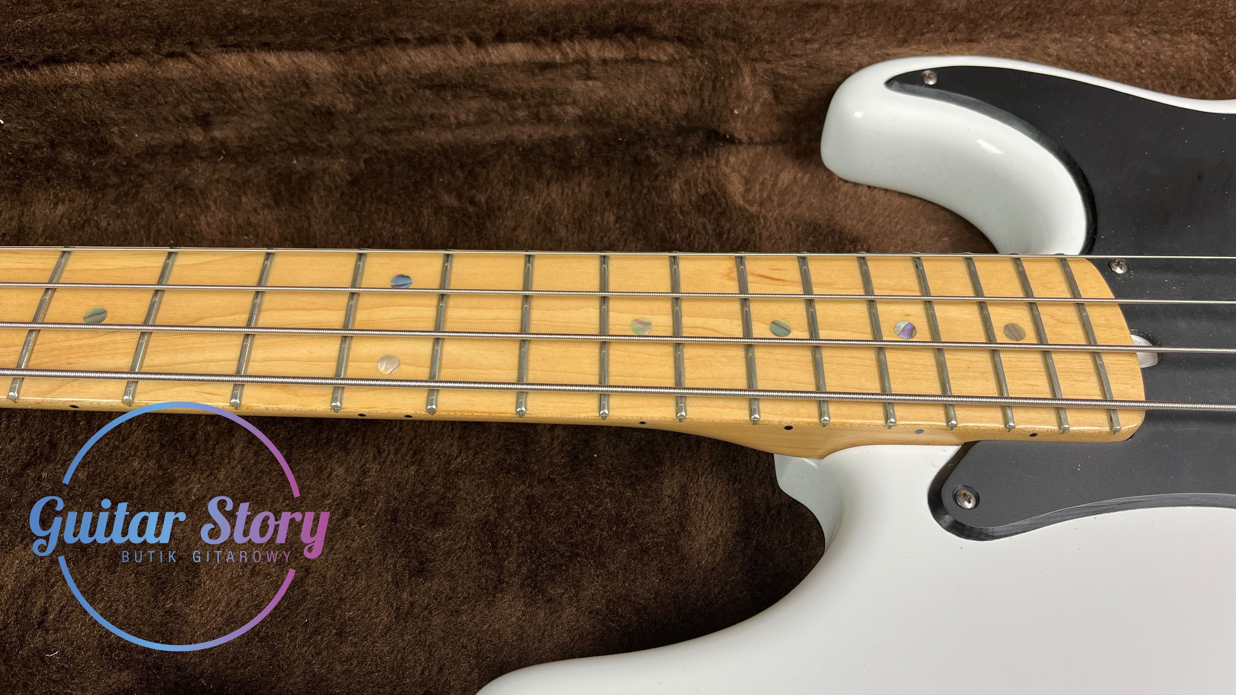 2007 Fender Precision Bass American Deluxe | Case G&G