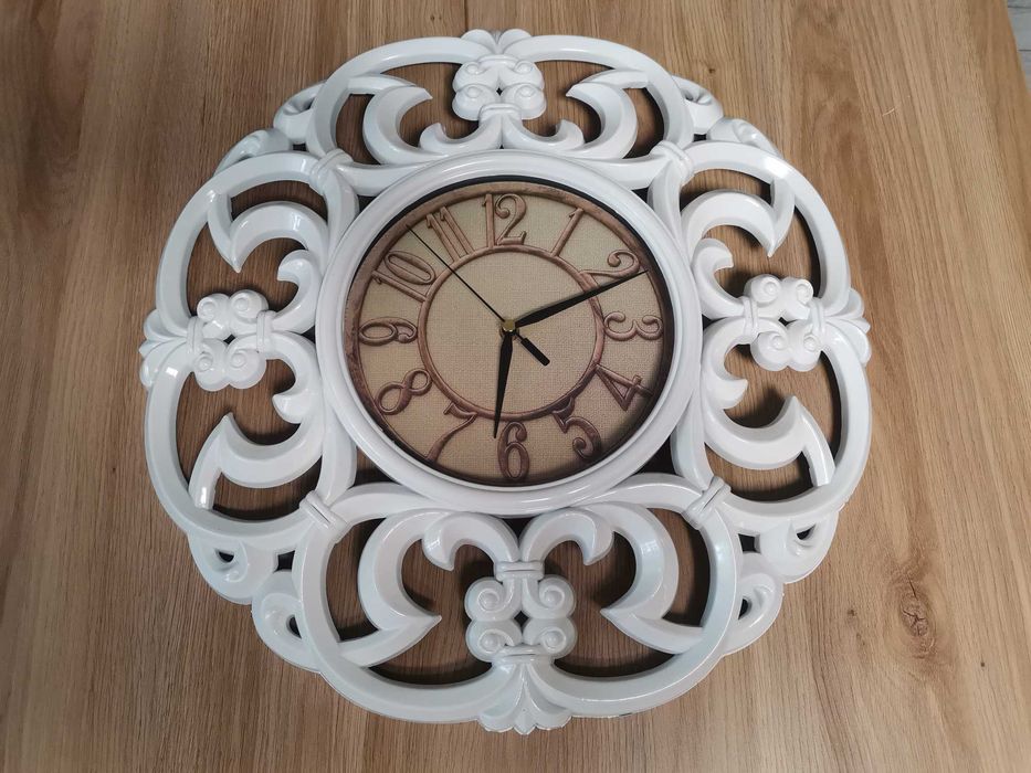 Zegar ścienny, kuchenny pokój, salon, korytarz 3 różne sztuki