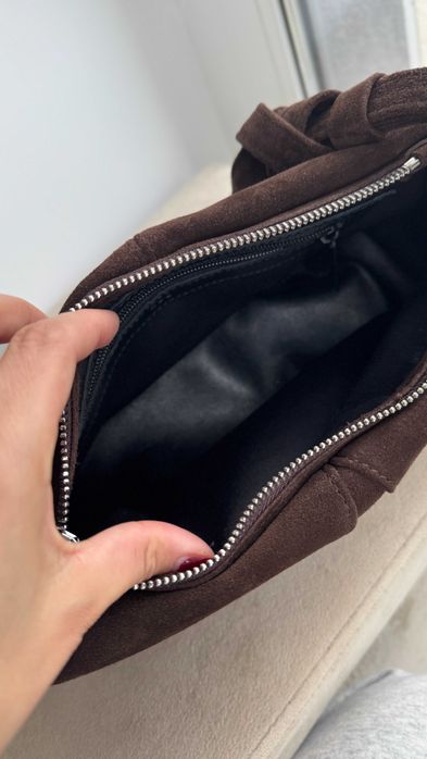 Замшева коричнева жіноча сумка