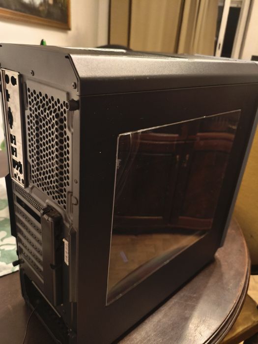 Torre gaming Usada ( Apenas a Torre ) ATX