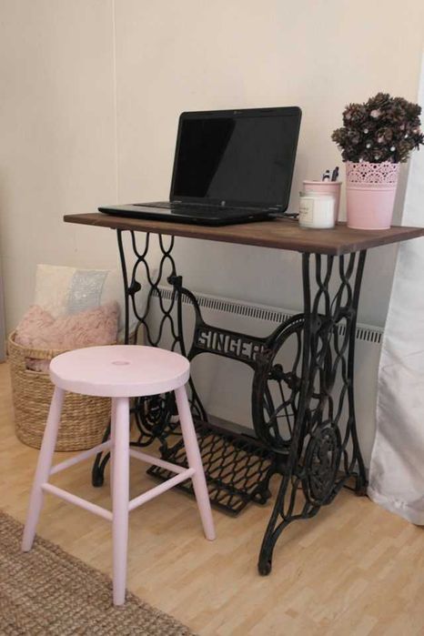 Mesa feita com máquina de costura Oliva (nova)