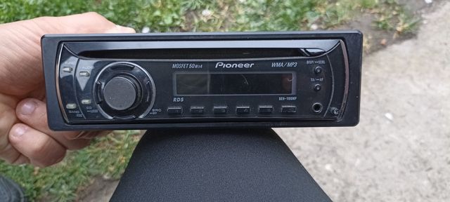 Radio samochodowe firmy pionier