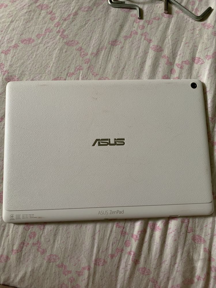 Планшет Asus на запчасти
