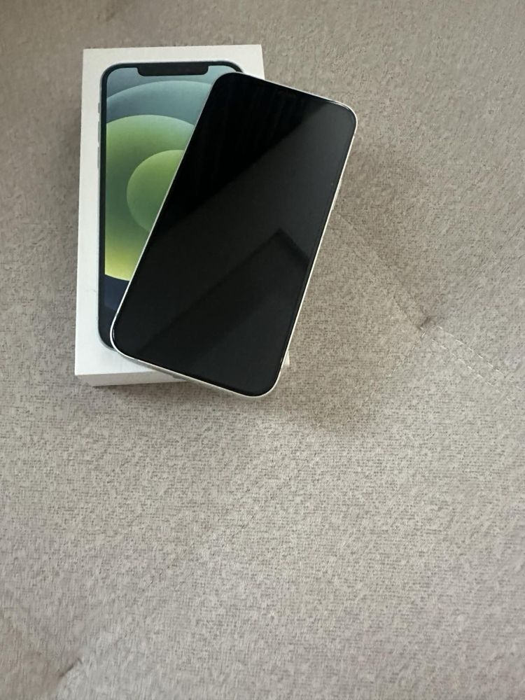 iPhone 12