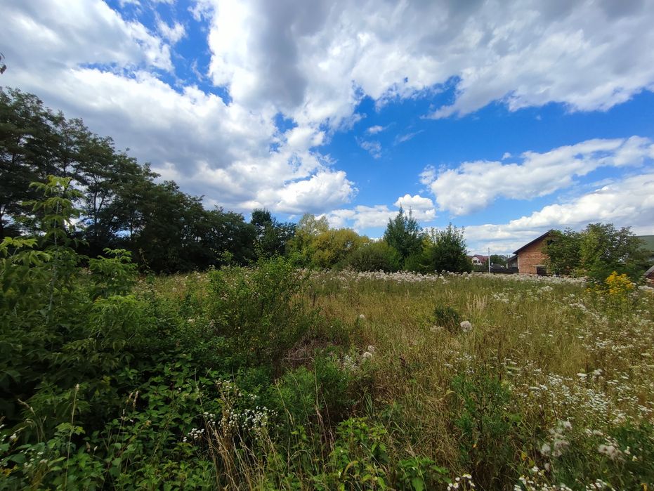 Продаж поруч з Франківськом житлового будинку 150 м2 та землі 39 сот