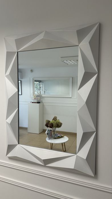 Lustro ścienne biała rama