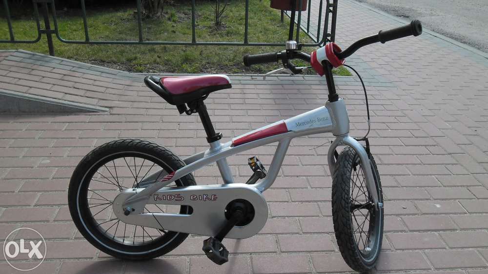 Rower Mercedes-Benz 16"