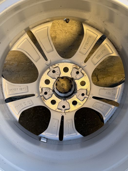 Оригінал Титани BMW X1