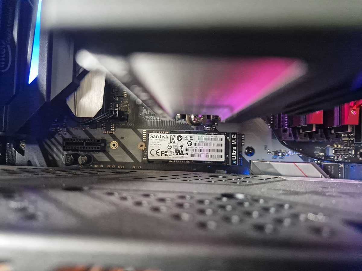 Komputer stacjonarny Intel Core i7-8086K DDR4 Viper Radeon RX580 8GB