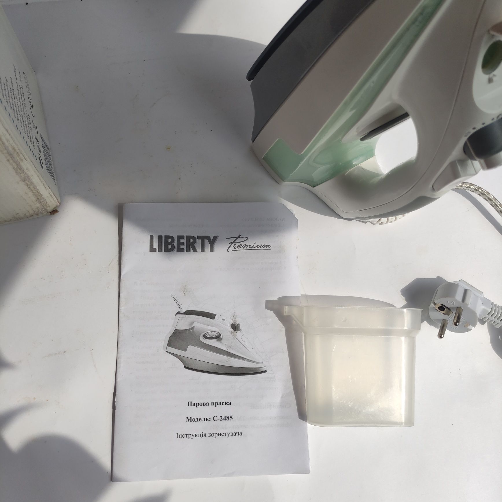 Праска Liberty (нова) з керамічним покриттям, утюг
