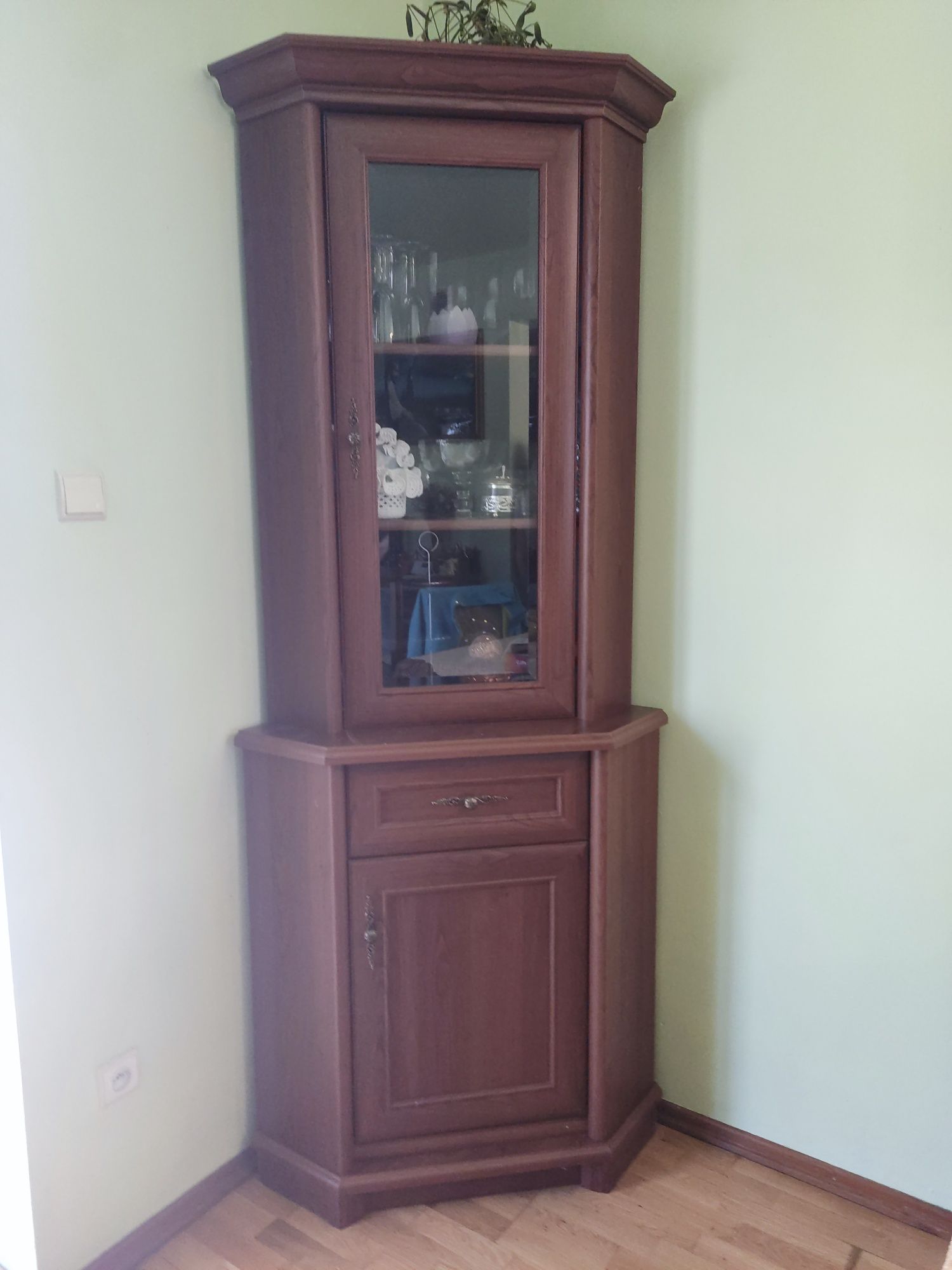 Meble salonowe do sprzedania