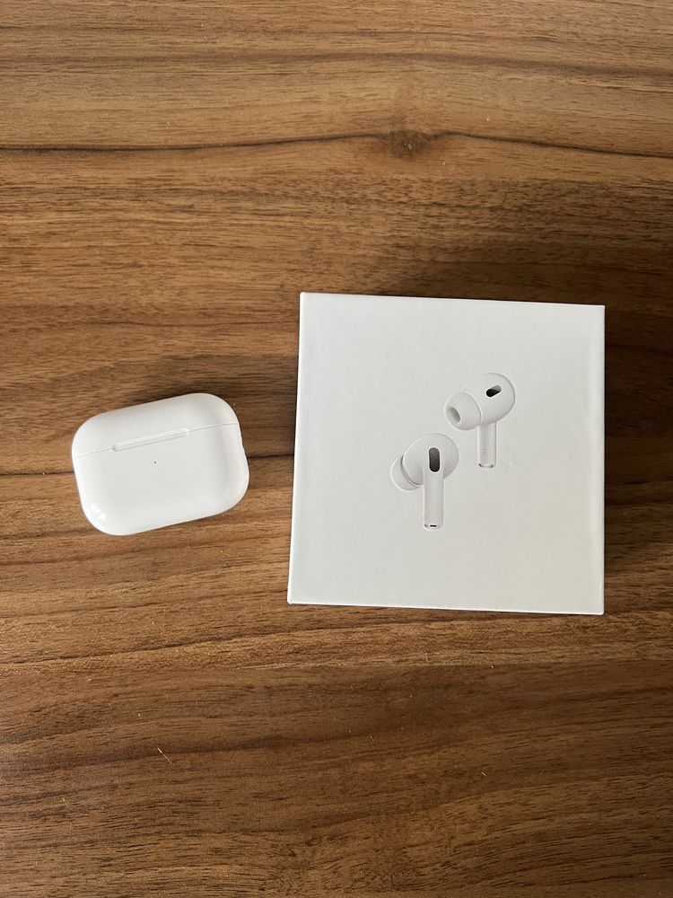AirPods gen 2 pro używane zadbane