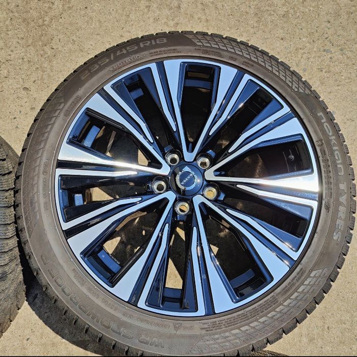 KOŁA 18 felgi Volvo S60 V60 5x108 opony zimowe Nokian 4x 235/45R18