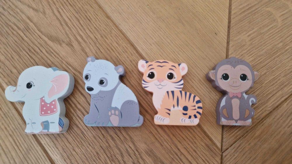 JOUECO Drewniany Pociąg ze zwięrzątkami, Montessori