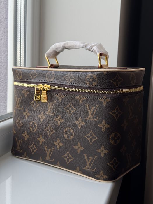 косметичка louis vuitton