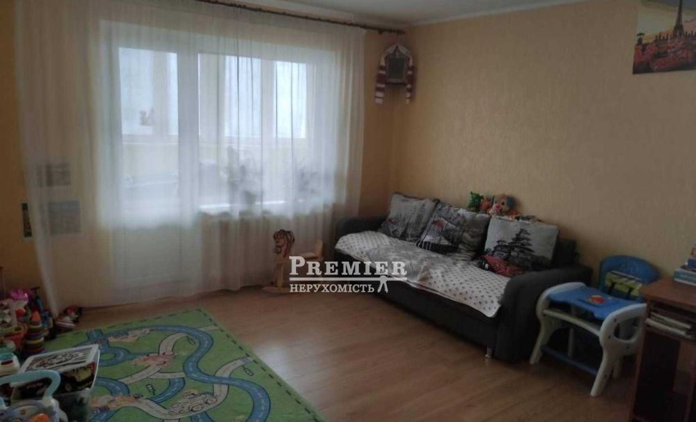 Продам 3-х кімнатну квартиру на Сахарова