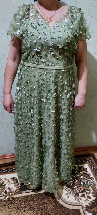 Продам вечірню сукню