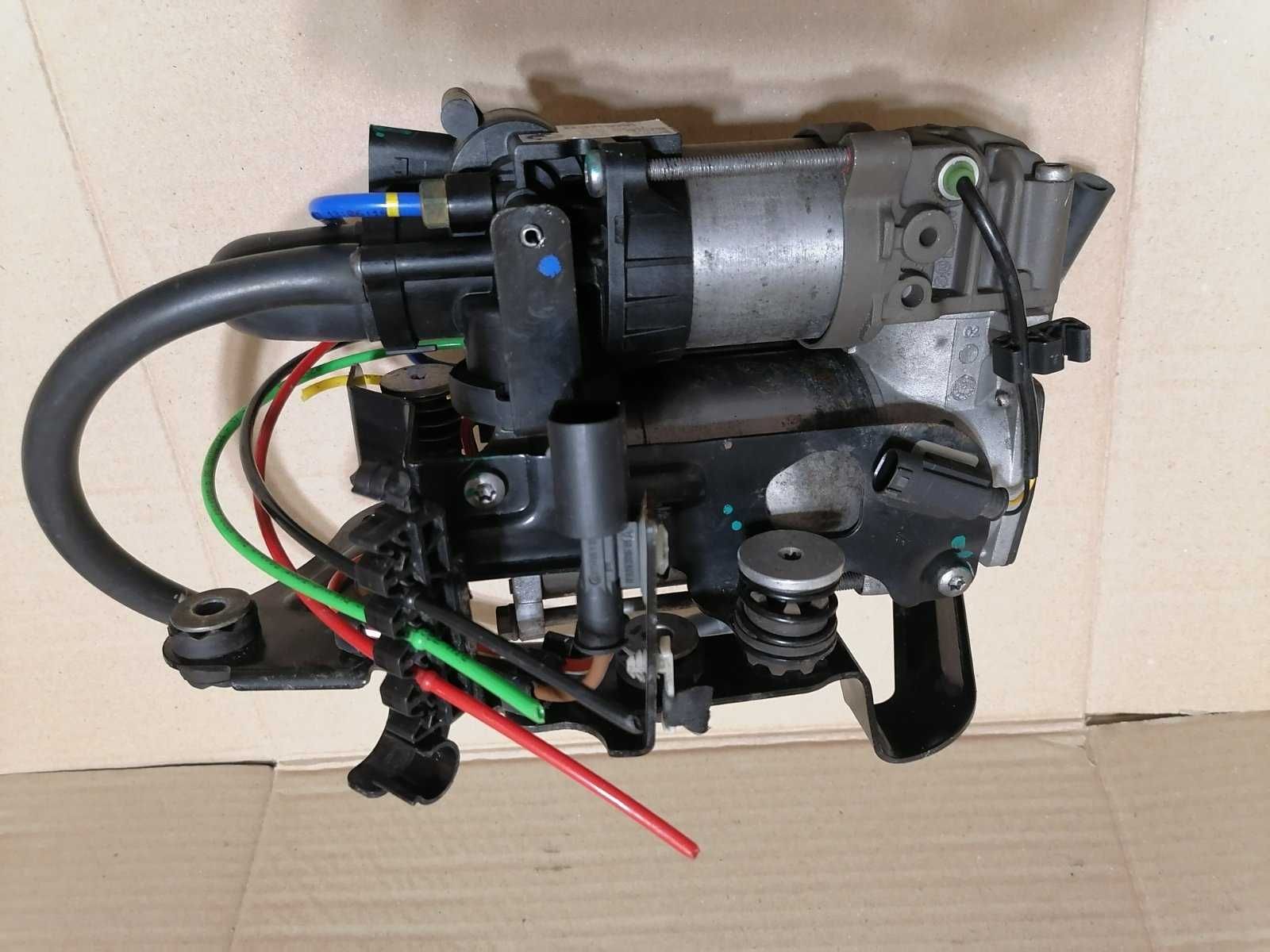 Bmw 7 g11 g12 компресор підвіски 6861882