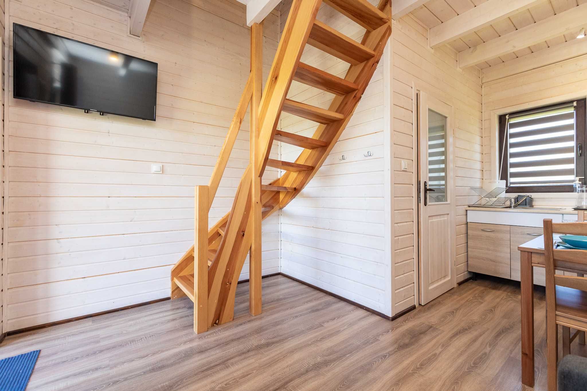 Komfortowe domki drewniane ogrzewane 5osobowe, Jantar Majówka, Wakacje