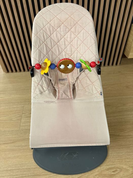 Bujaczek babybjorn pudrowy róż