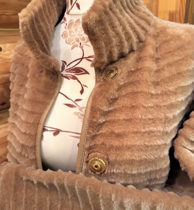 Escada ориг. Стильная дубленка пальто