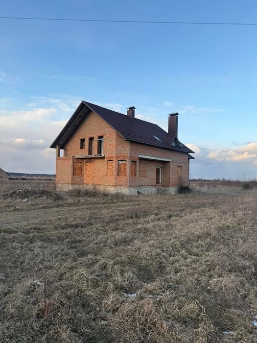 Продаж будинку с. Великі Млинівці